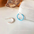 Shangjie OEM Azul Asimétrico Pendientes de perlas Pendientes Pearl Mujeres Pendientes modernos hechos a mano